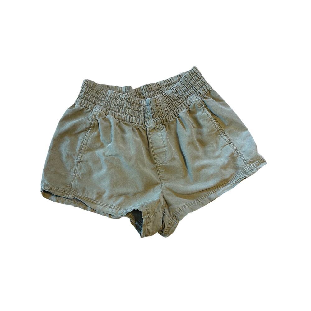 Aerie Babewatch High Waisted Pull On Short. Green. Size Large